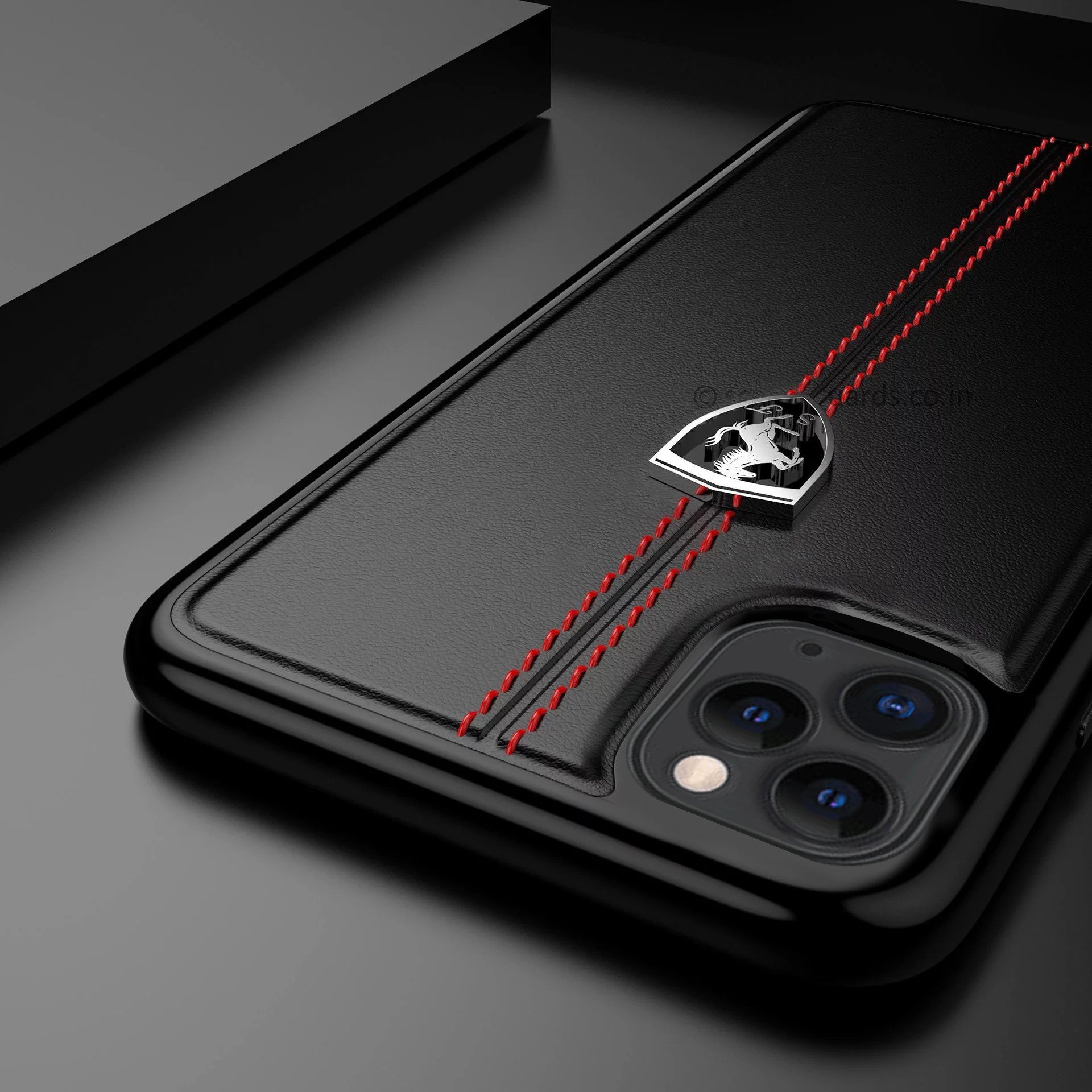 Ferrari ® Apple iPhone 11 Pro Max Vertical Contrasted Stripe - Material Heritage leather Hard ...